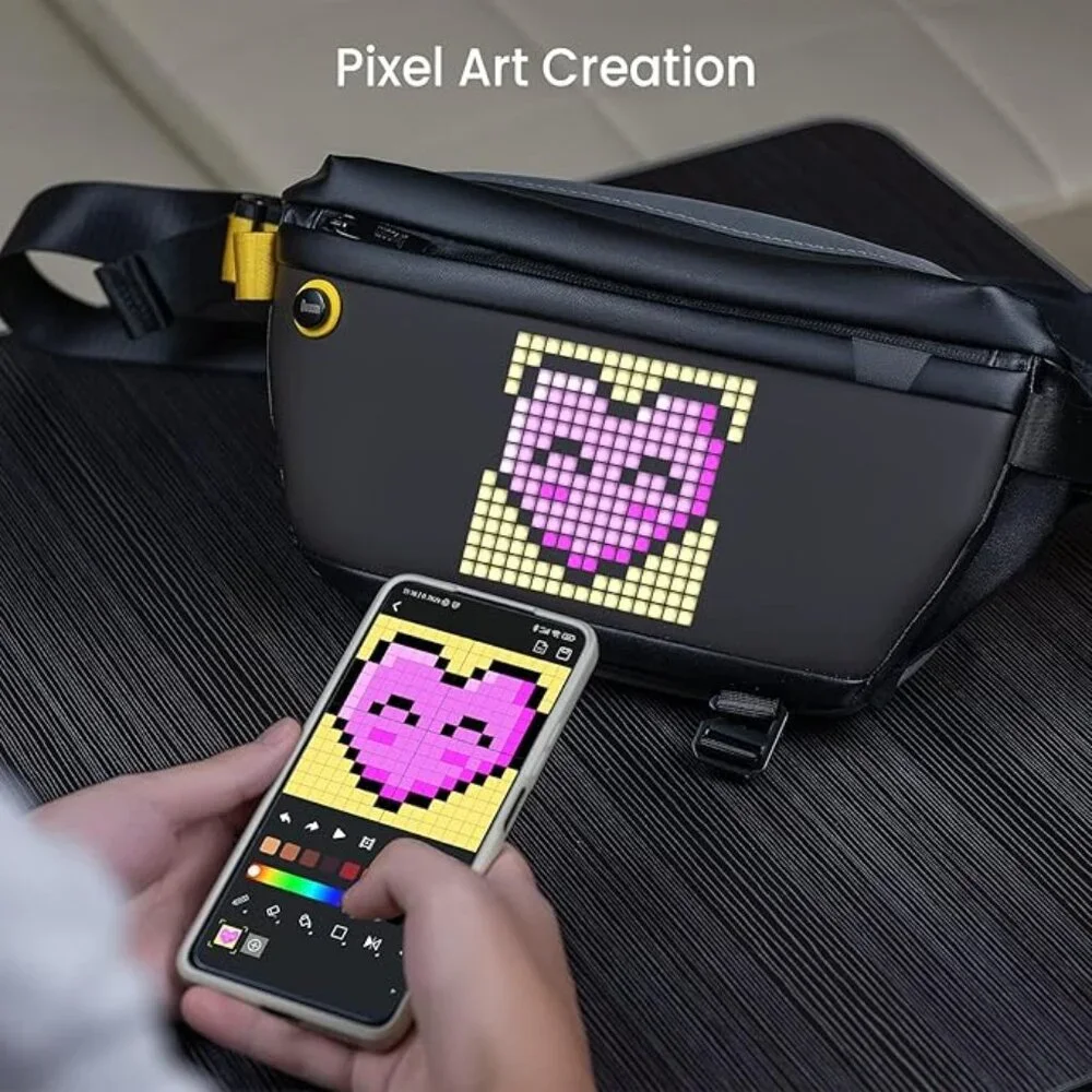 Divoom Sling Bag with LED - Picture 2 of 3